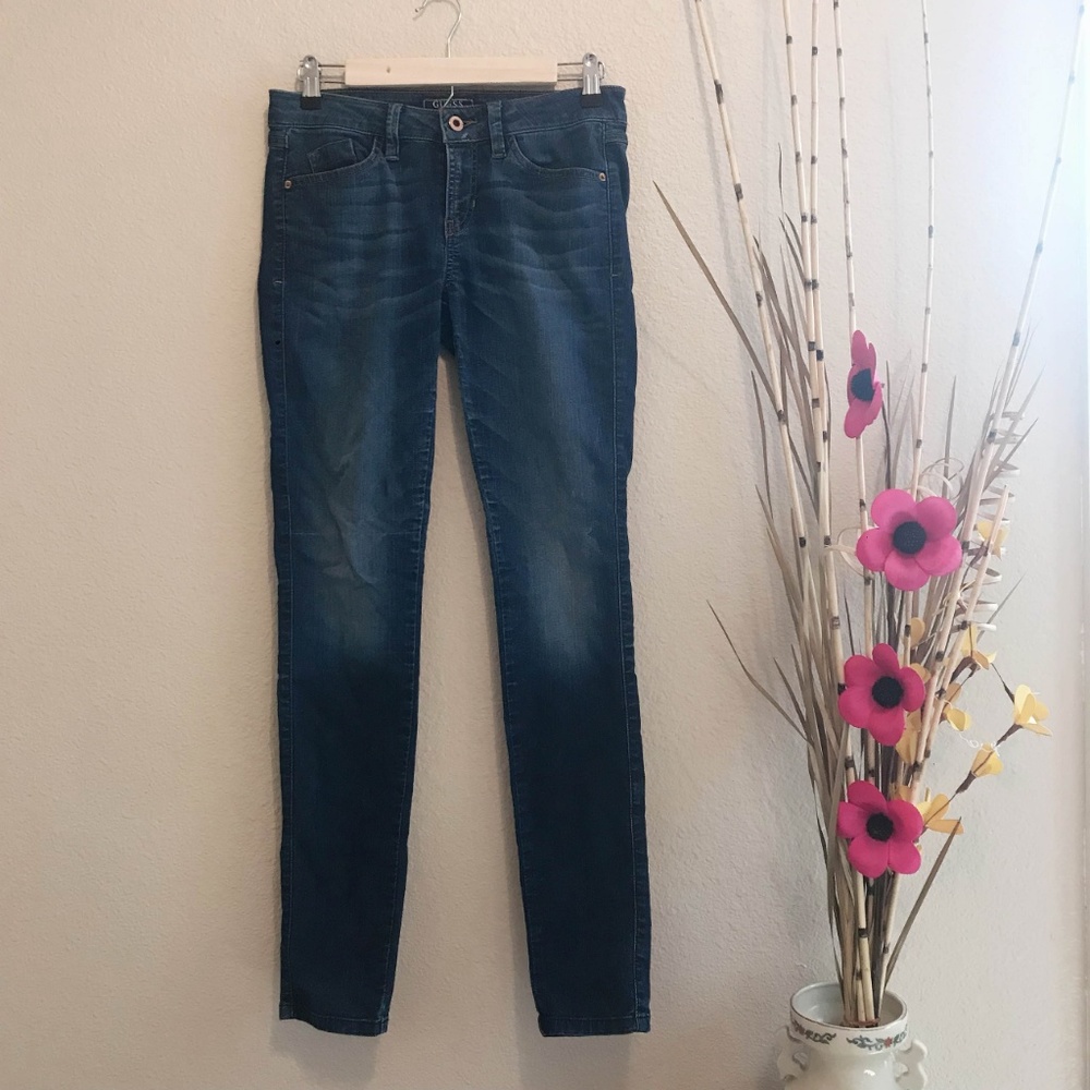 Guess Brittney-Skinny Jeans sz 27